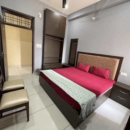 Bld Restaurant And Home Stay Dehradun Esterno foto